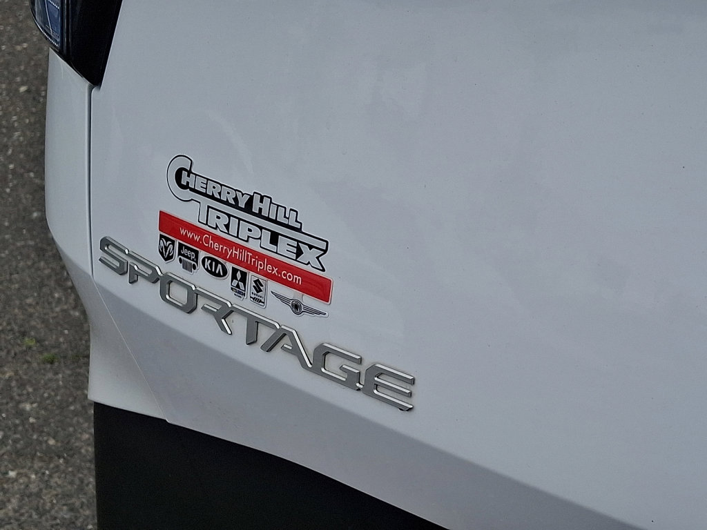 Used 2023 Kia Sportage X-Line w/ X-Line Premium Package AWD/4WD image 19