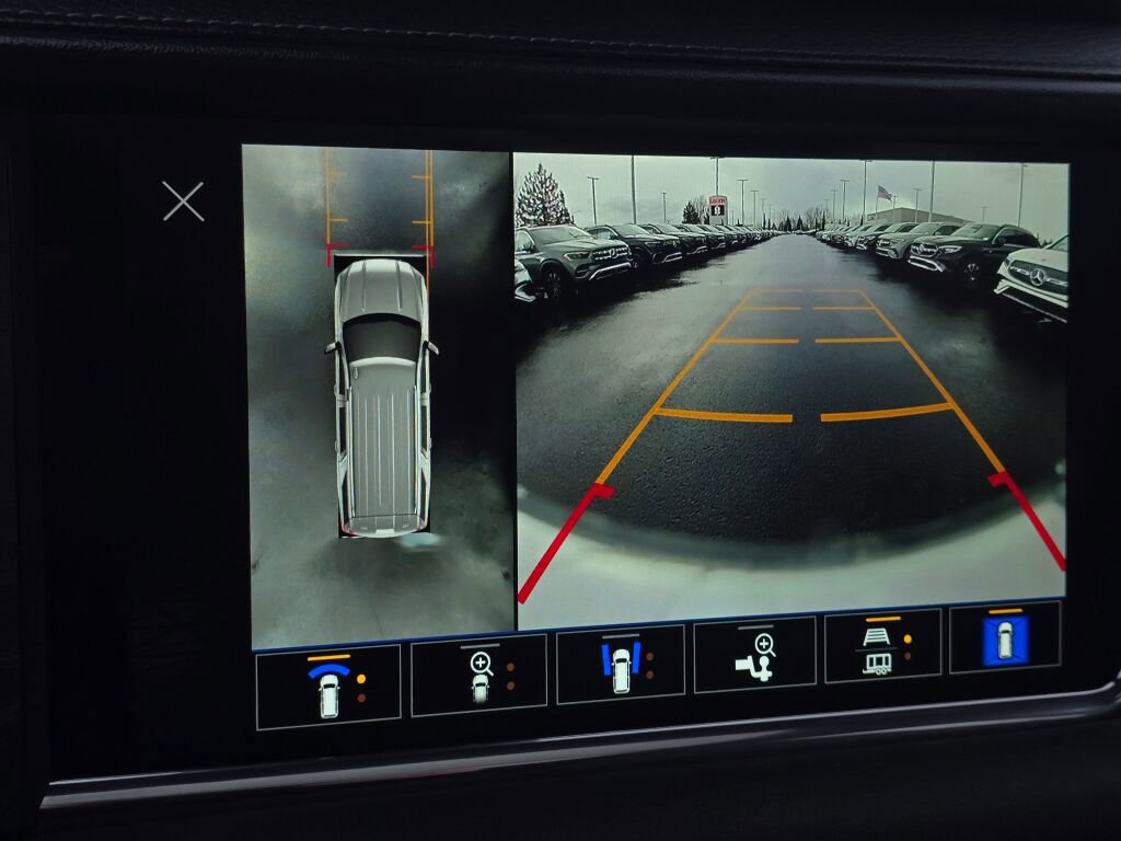 Used 2023 GMC Yukon XL Denali image 48