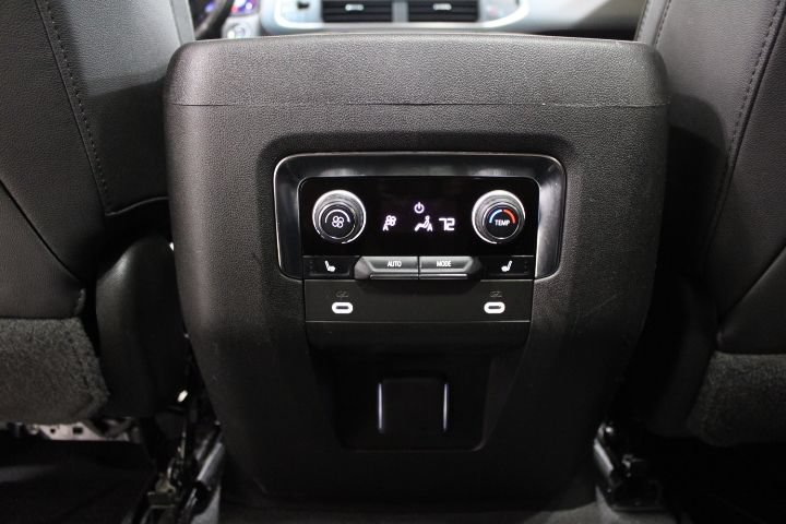 Used 2022 Chevrolet Suburban RST w/ Luxury Package AWD/4WD image 25