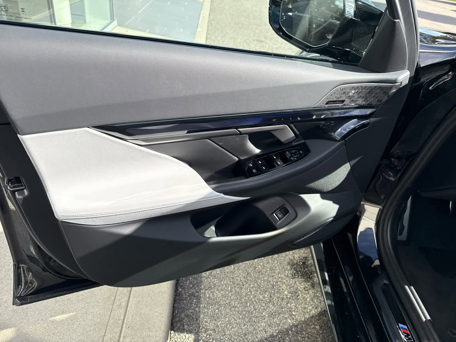 New 2026 BMW M5 w/ Carbon Package image 12