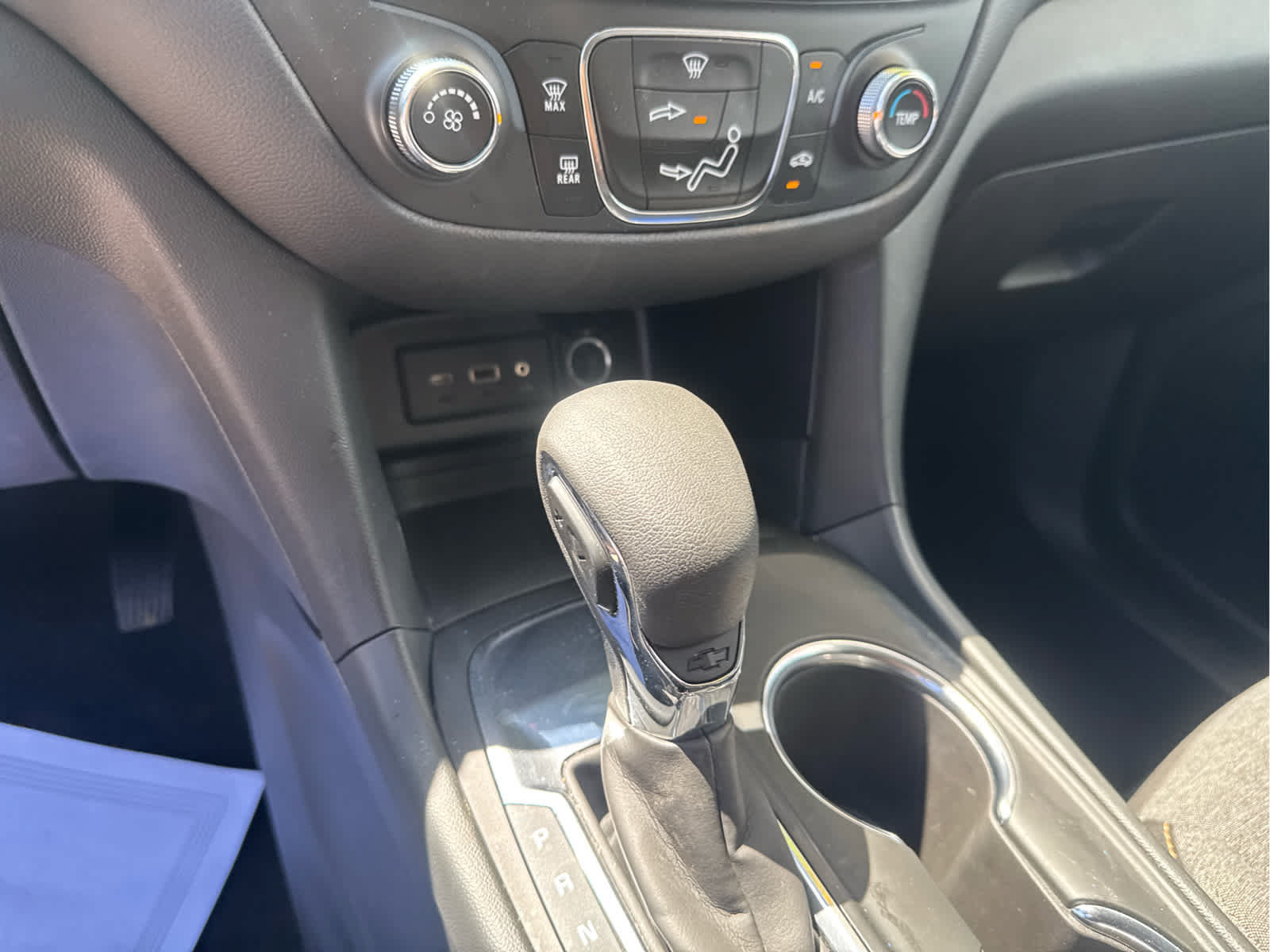Used 2023 Chevrolet Equinox LT FWD image 22