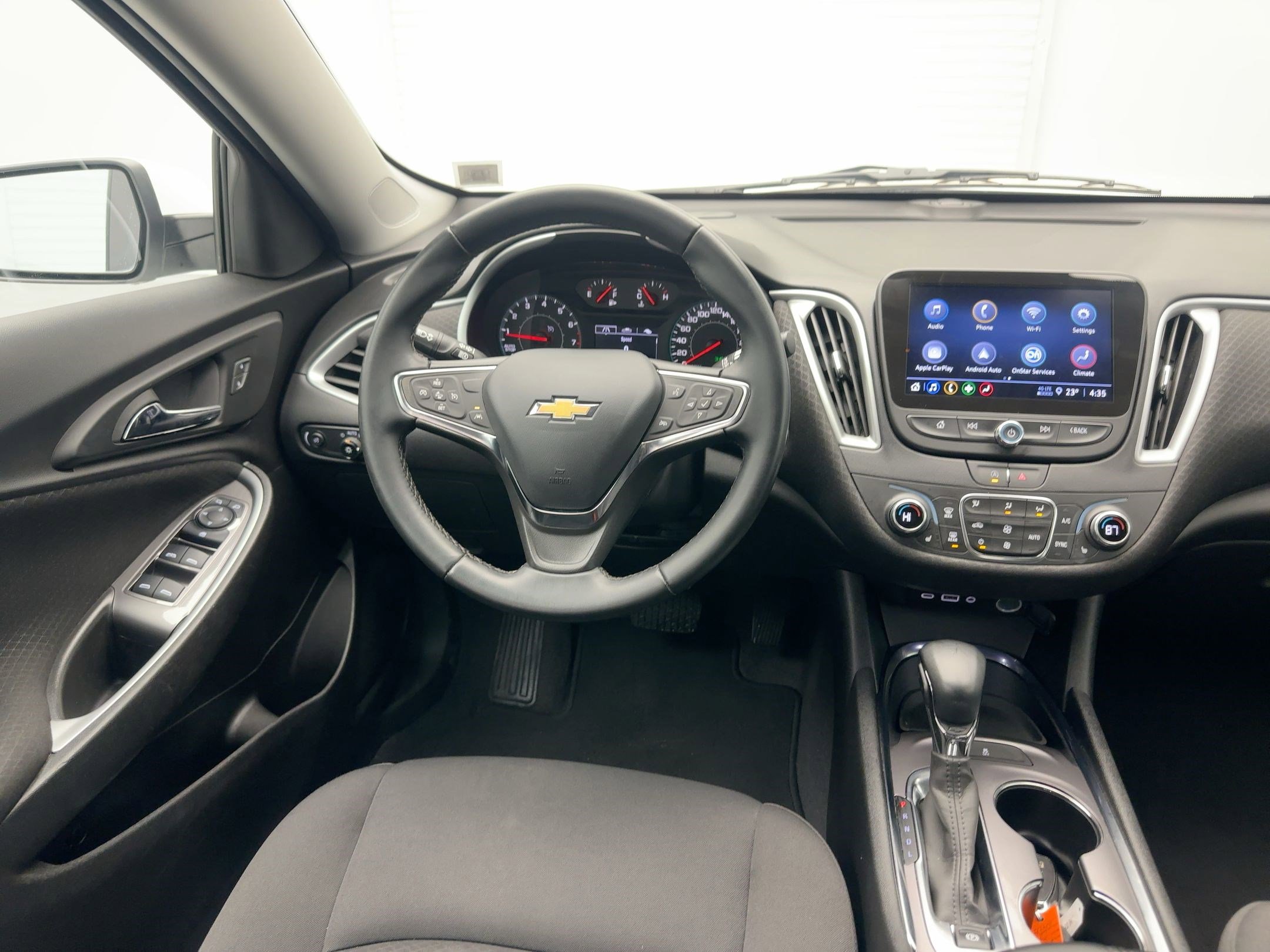 Used 2023 Chevrolet Malibu LT image 25