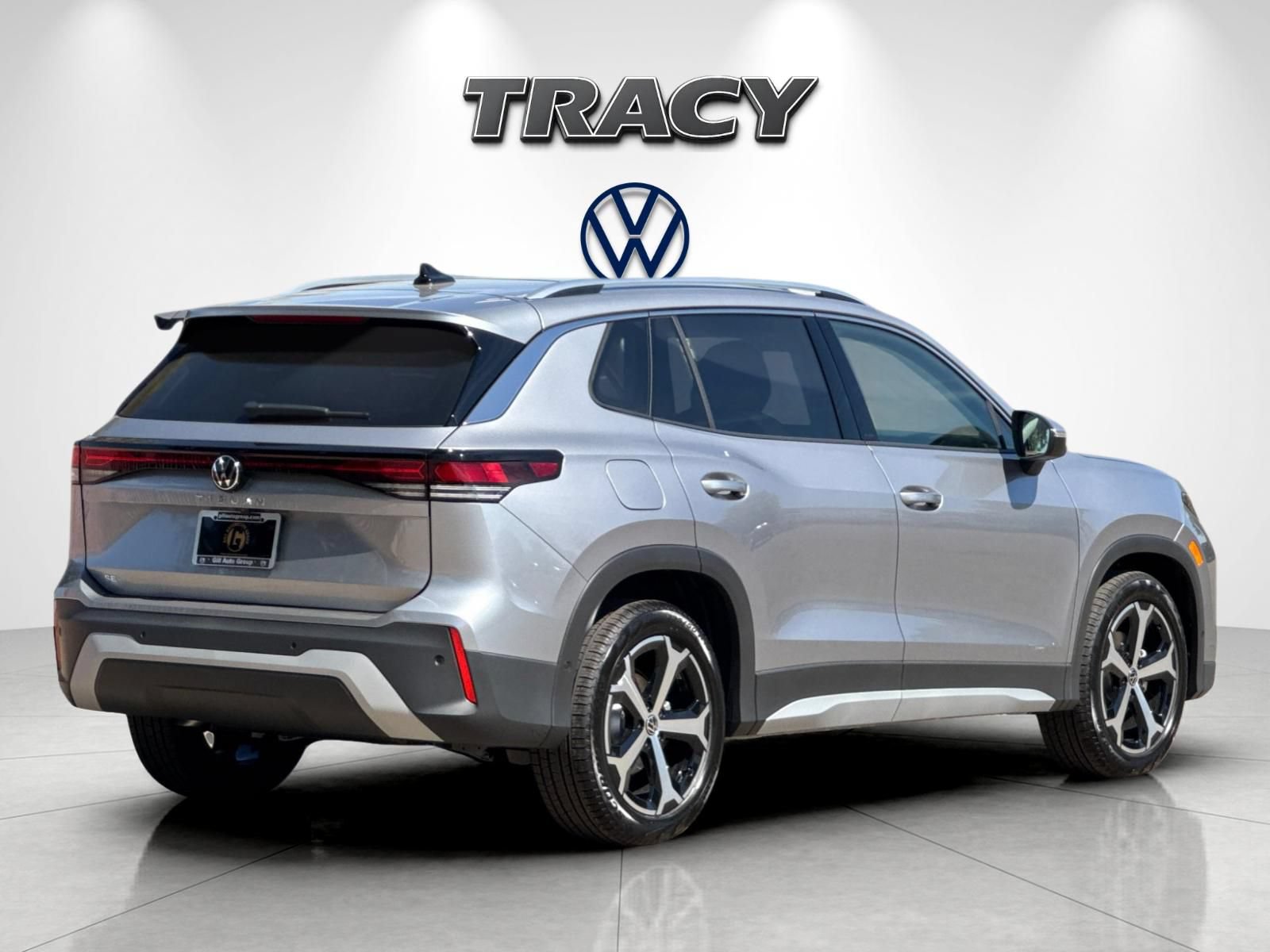 New 2026 Volkswagen Tiguan SE FWD image 4