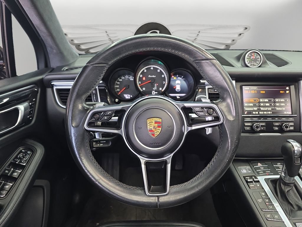Used 2015 Porsche Macan Turbo image 12