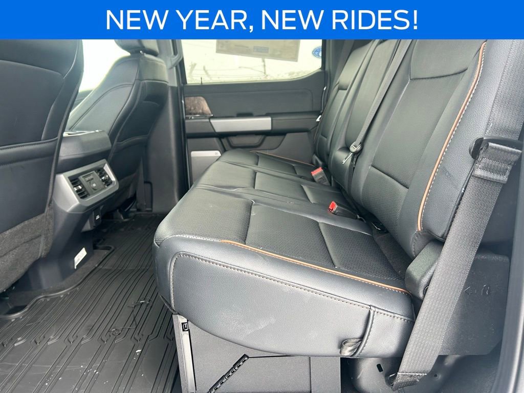 New 2026 Ford F350 Lariat w/ Black Appearance Package image 22