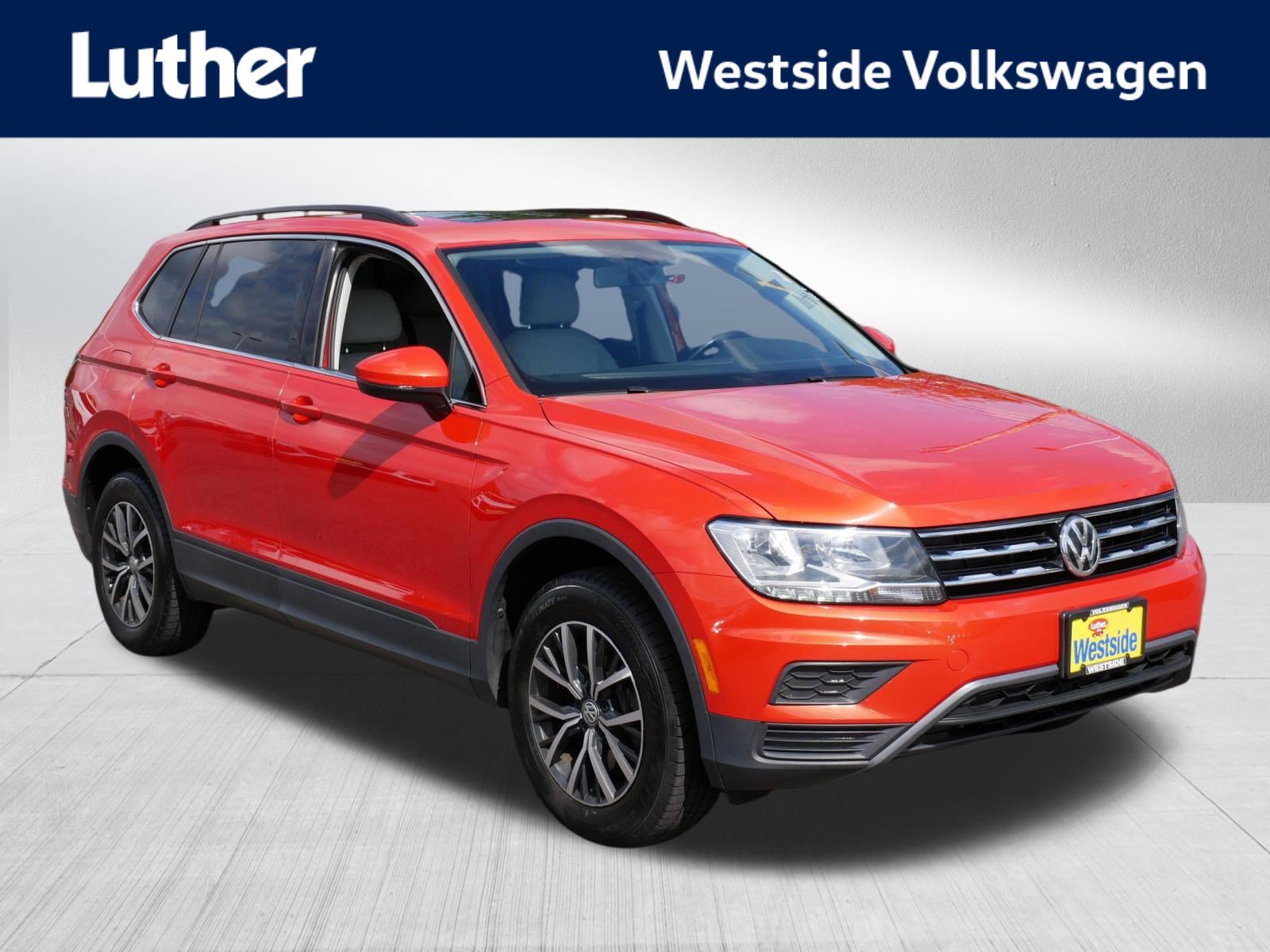 Used 2019 Volkswagen Tiguan SE w/ Panoramic Sunroof Package AWD/4WD image 1