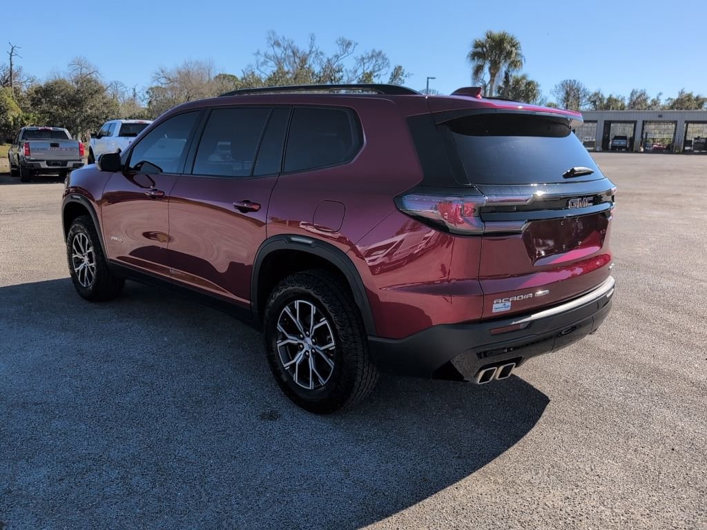 Used 2024 GMC Acadia AT4 w/ Luxury Package image 5