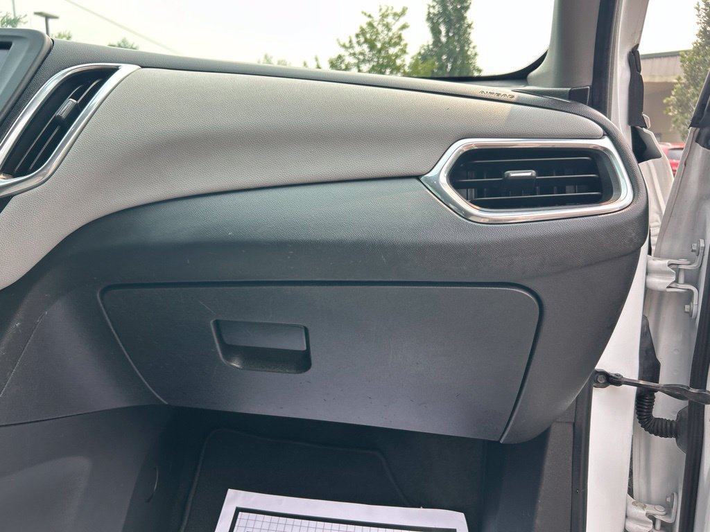 Used 2020 Chevrolet Equinox LT AWD/4WD image 37
