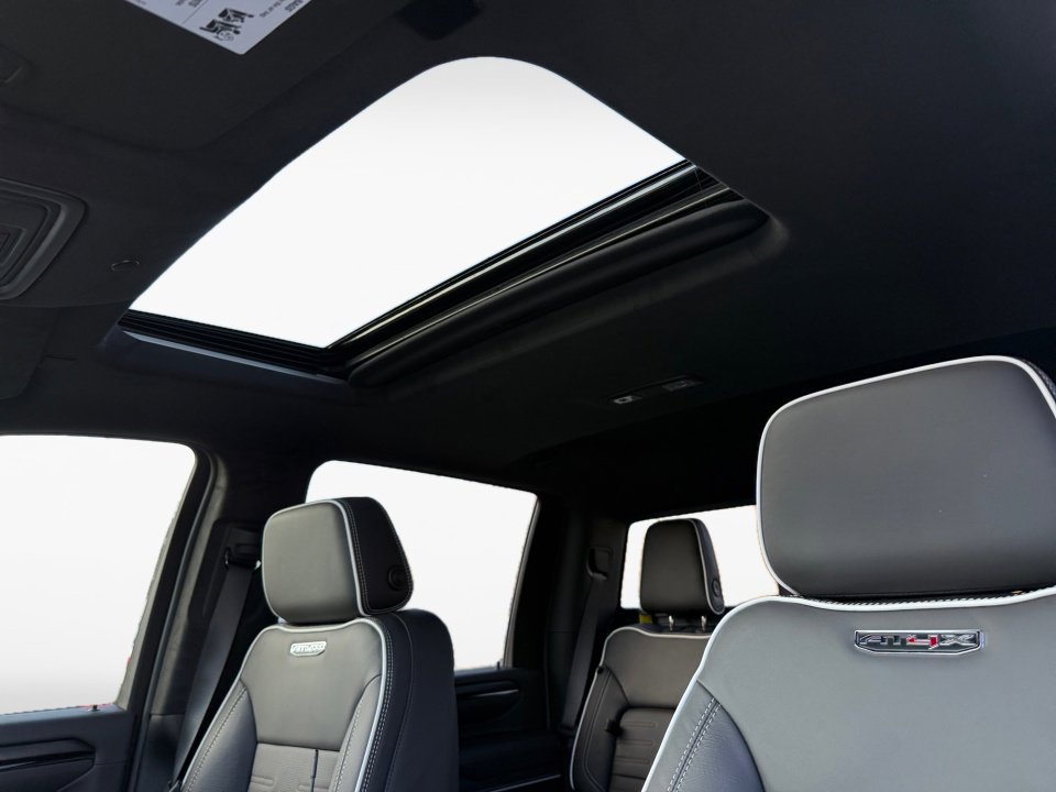 New 2026 GMC Sierra 2500 AT4X image 17