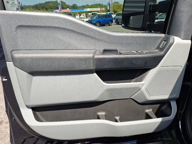 Certified 2025 Ford F250 XL RWD image 11