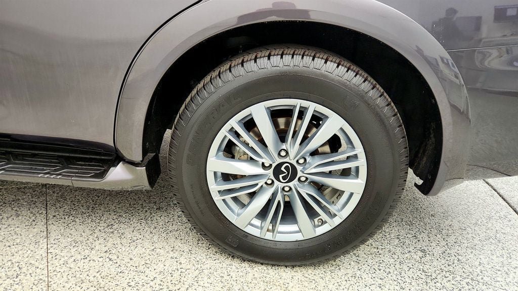 Used 2024 INFINITI QX80 Luxe AWD/4WD image 9