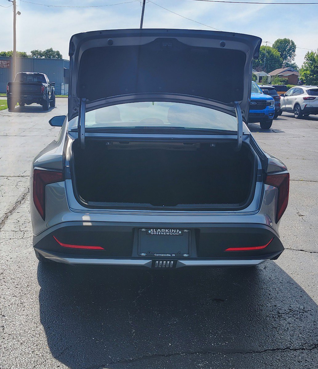 Used 2025 Kia K4 FWD image 13