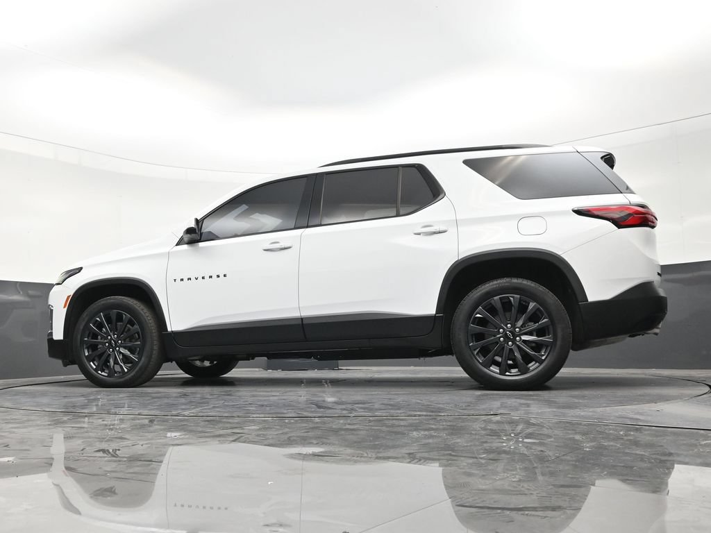 Used 2022 Chevrolet Traverse RS FWD image 21