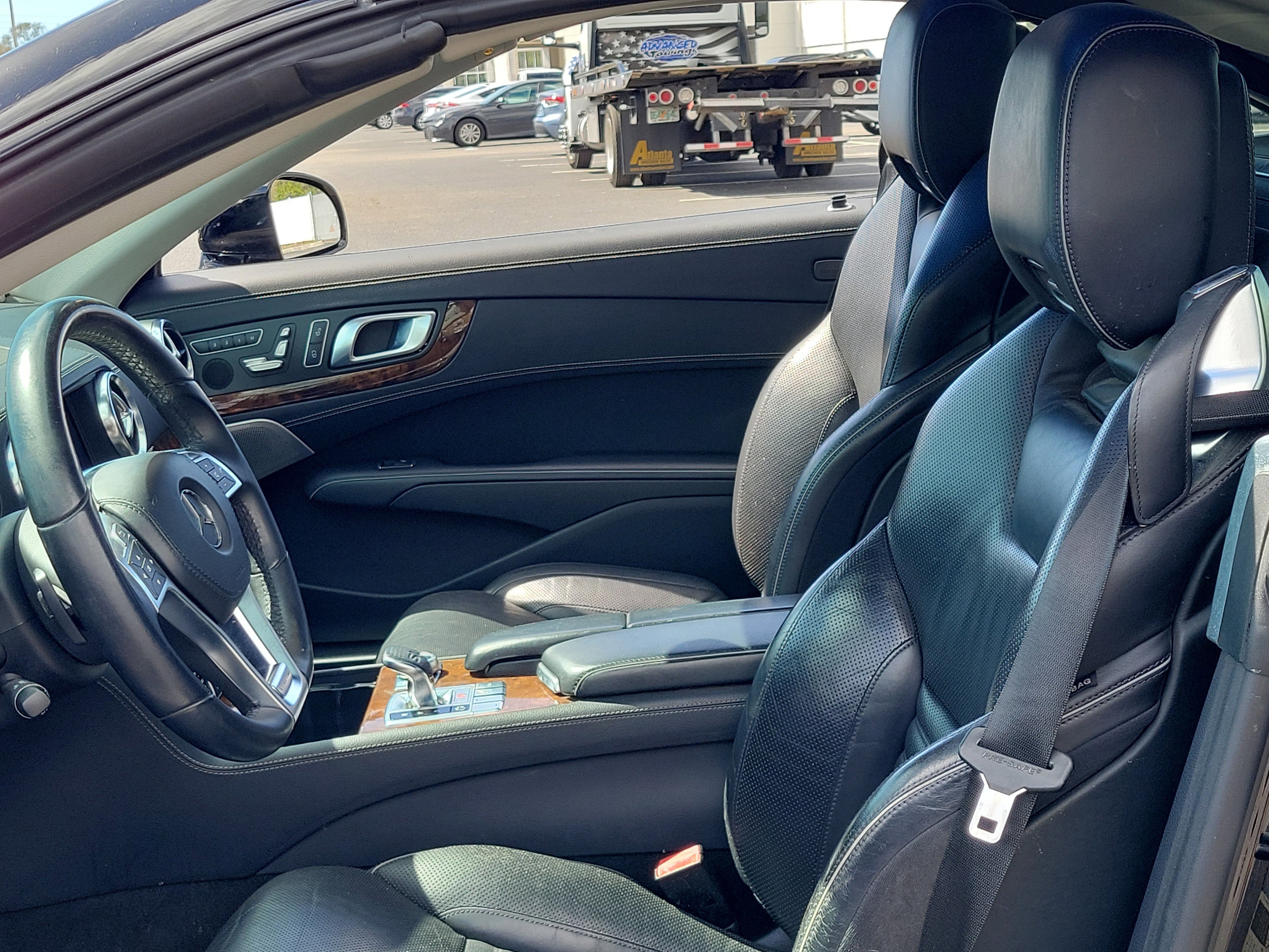 Used 2013 Mercedes-Benz SL 550 image 17