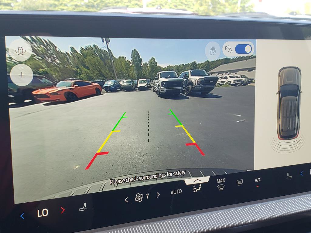 New 2026 Ford Explorer Active AWD/4WD image 11