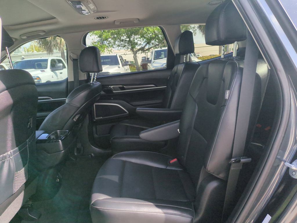 Used 2023 Kia Telluride S w/ S Sunroof Package FWD image 15