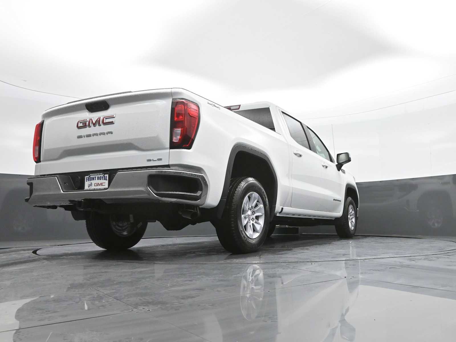 New 2026 GMC Sierra 1500 SLE w/ Preferred Package AWD/4WD image 23