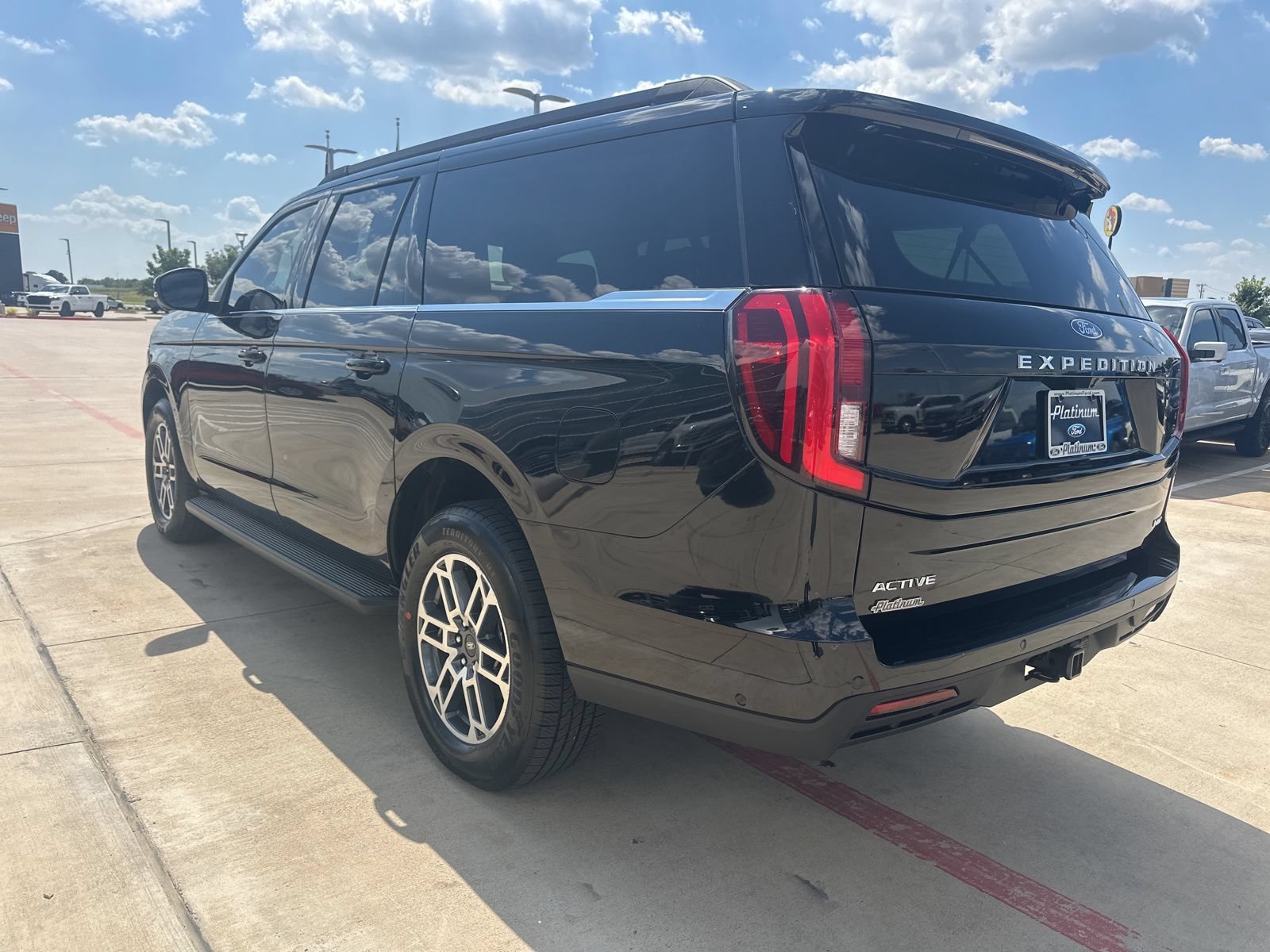 New 2025 Ford Expedition Max Active RWD image 6