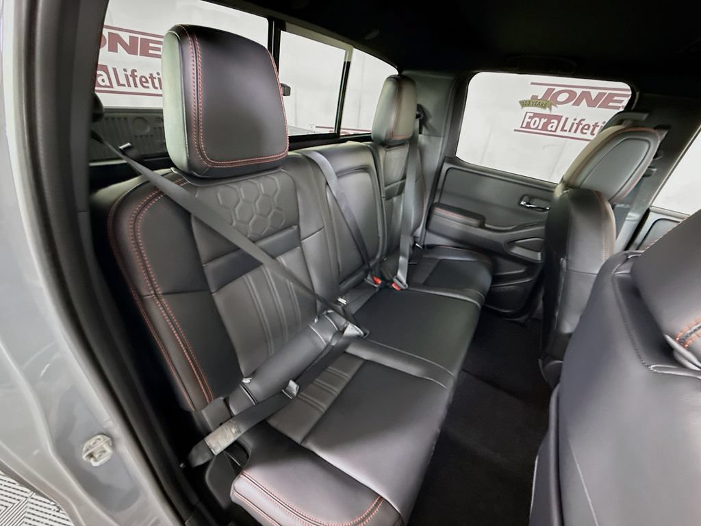 Certified 2023 Nissan Frontier PRO-4X w/ Pro-4X Premium Package AWD/4WD image 32