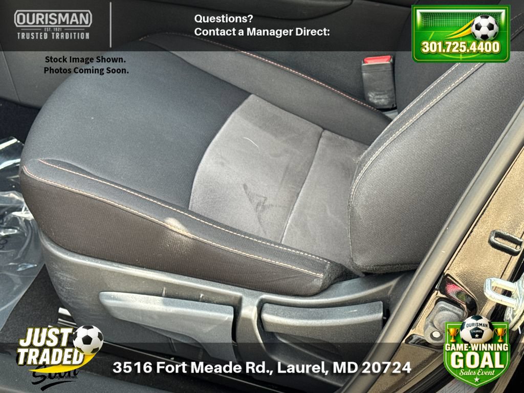 Used 2023 Nissan Sentra SR w/ Midnight Edition Package FWD image 7