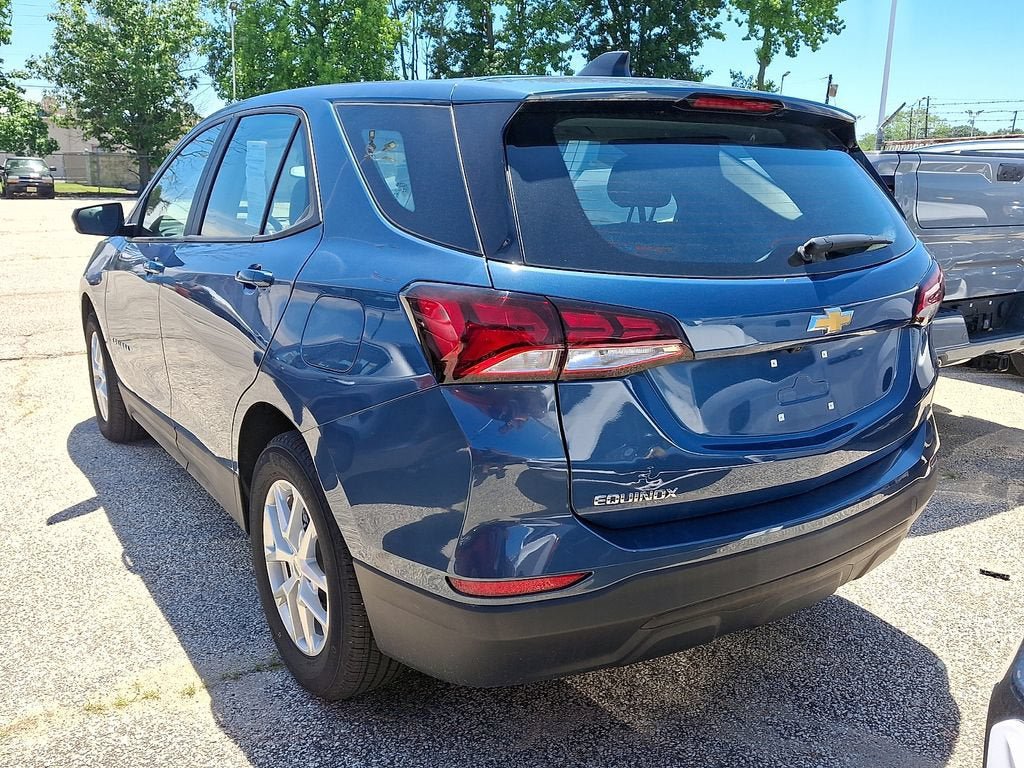 Certified 2024 Chevrolet Equinox LS FWD image 11