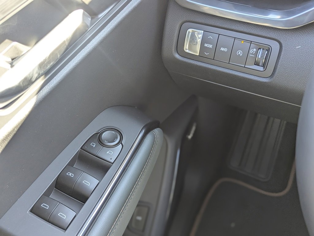 New 2026 GMC Acadia AT4 w/ Luxury Package image 22