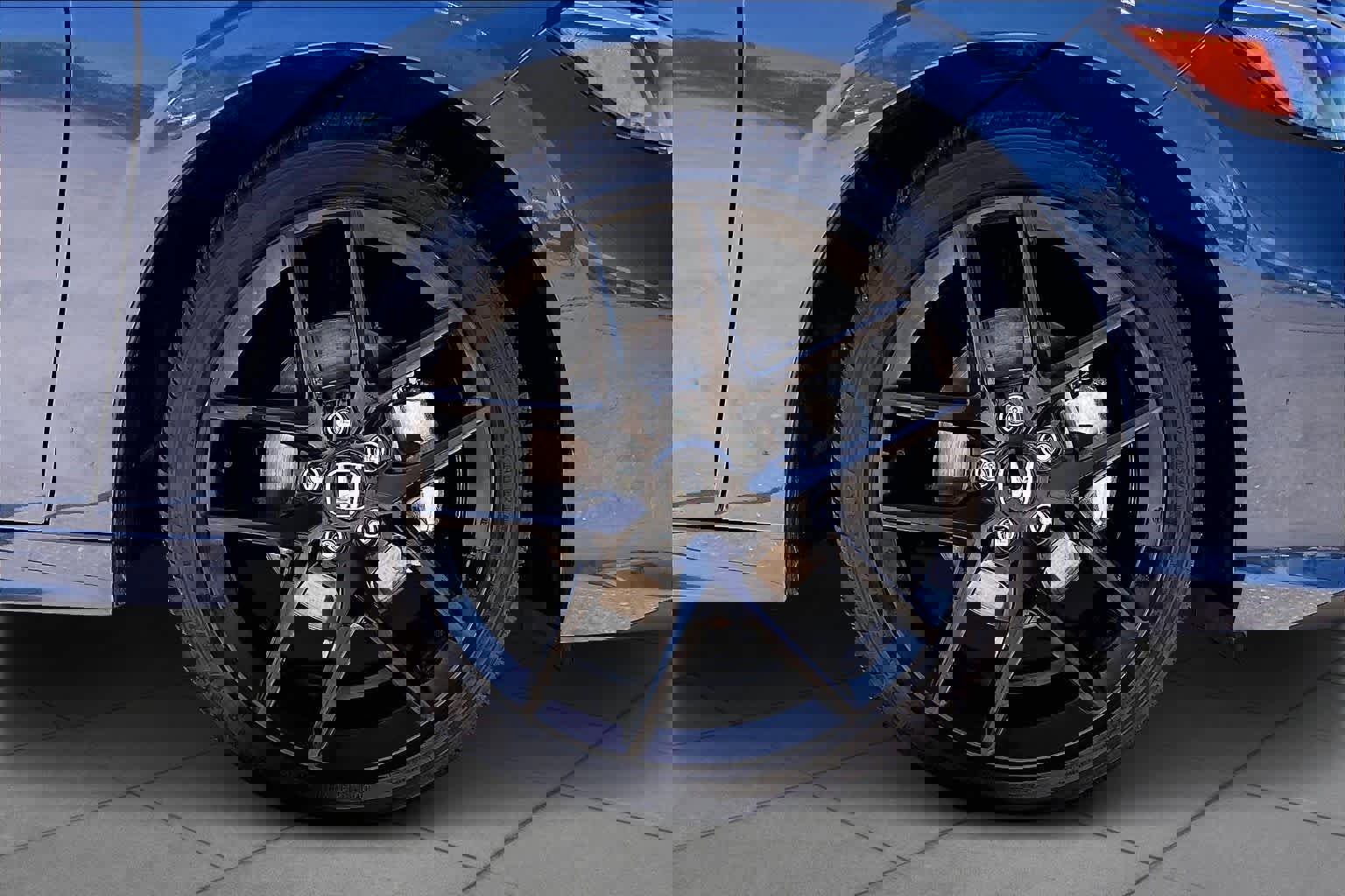 Used 2025 Honda Civic Sport Touring image 11