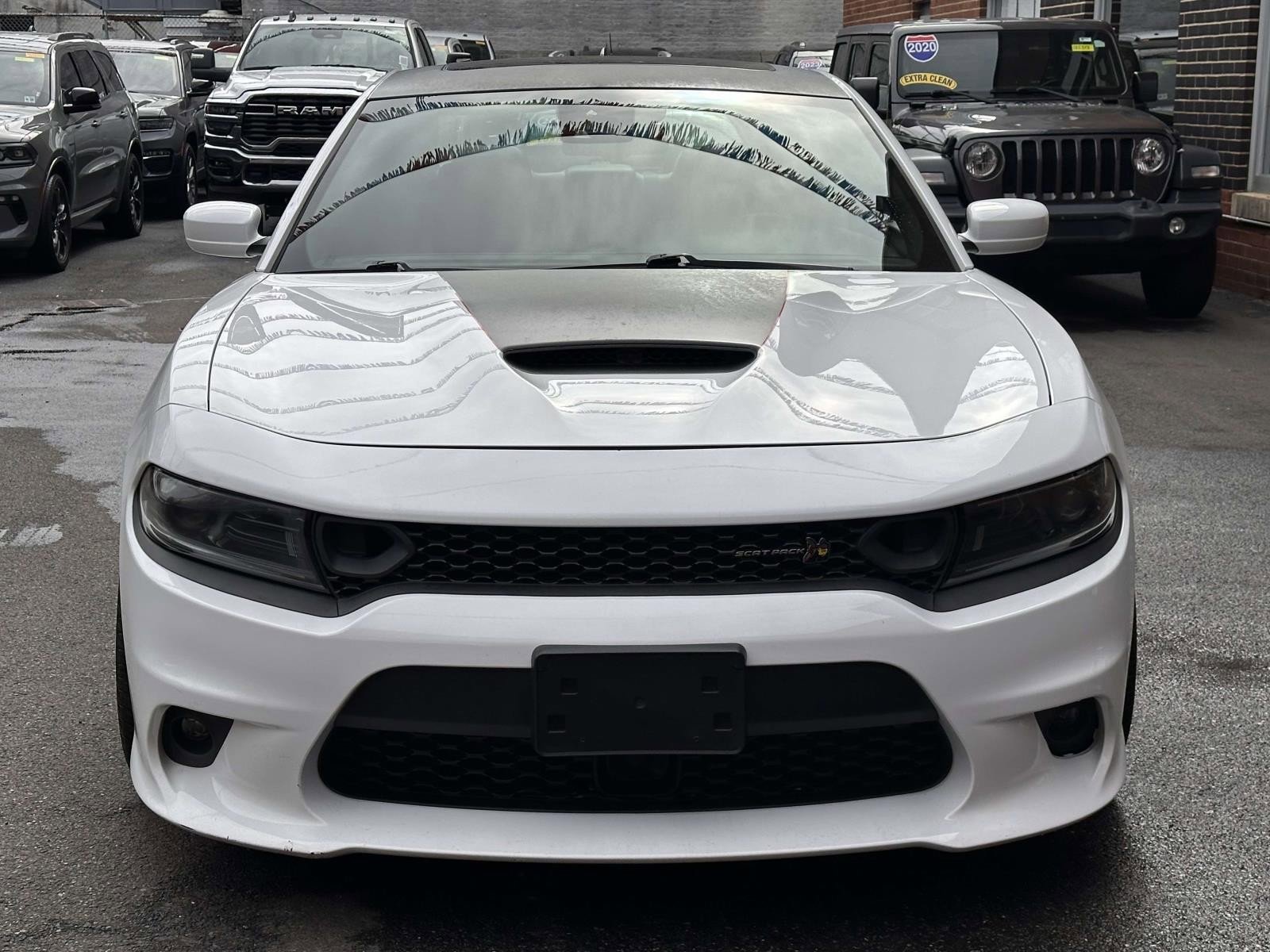 Certified 2022 Dodge Charger Scat Pack w/ Dynamics Package image 9