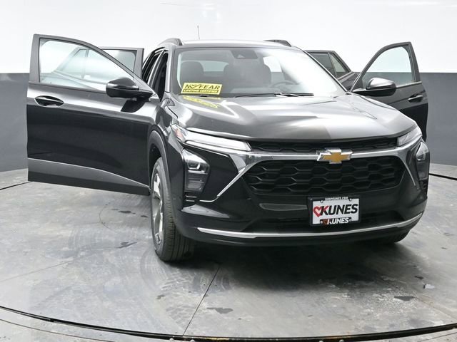 New 2026 Chevrolet Trax LT w/ Driver Confidence Package image 50