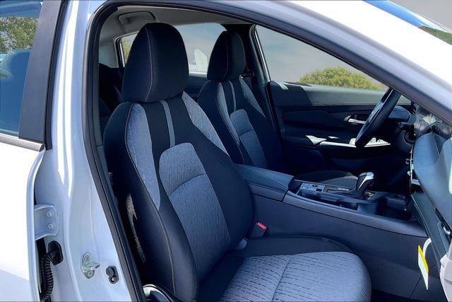 New 2027 Nissan Sentra SV w/ Floor Mat Package FWD image 9