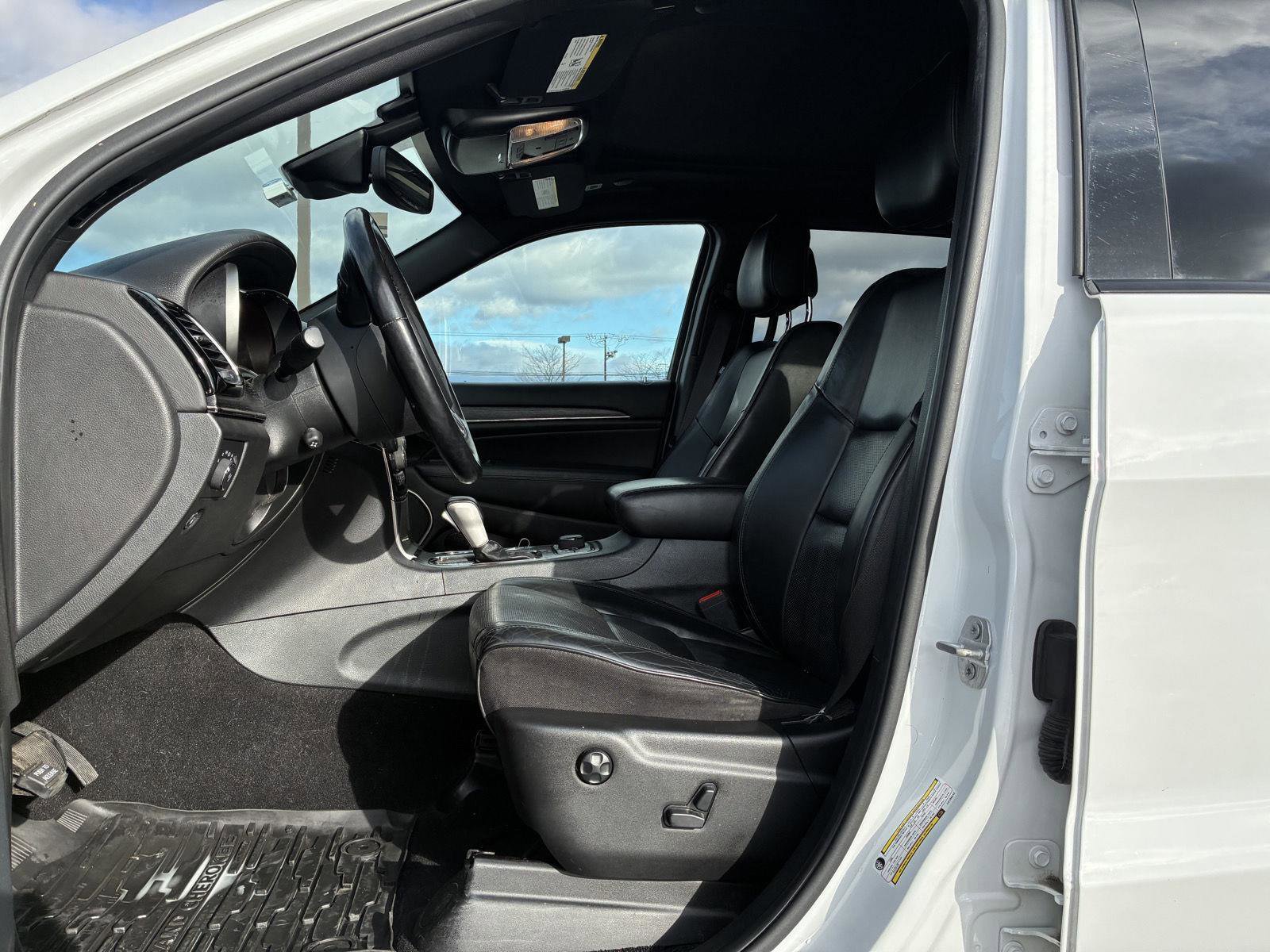 Used 2020 Jeep Grand Cherokee High Altitude image 16