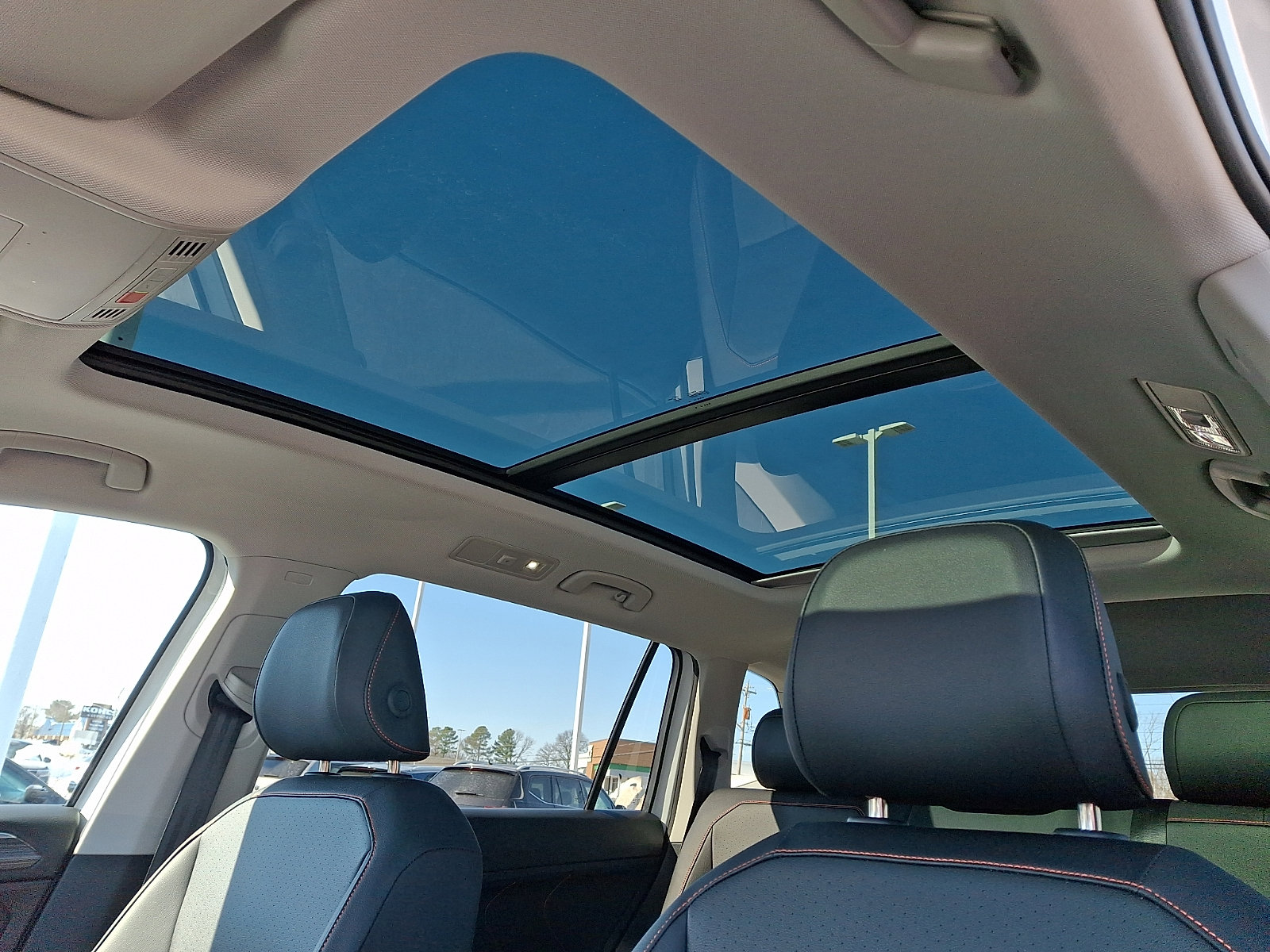 Certified 2024 Volkswagen Tiguan Wolfsburg Edition image 14