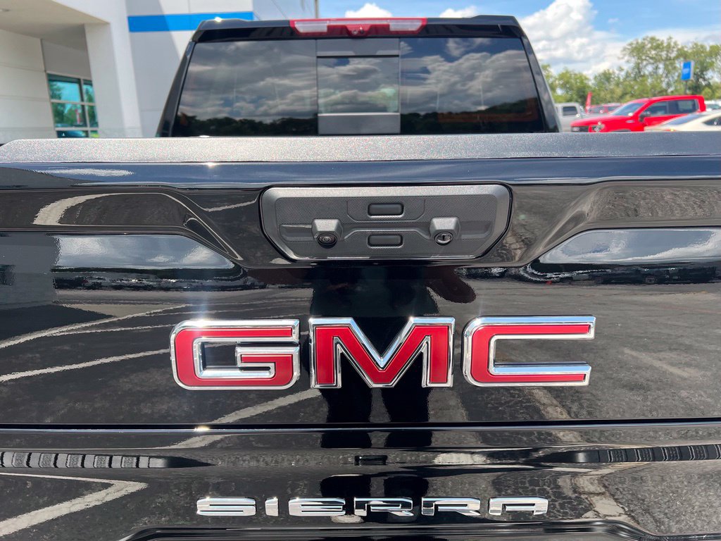 New 2026 GMC Sierra 1500 AT4X AWD/4WD image 8