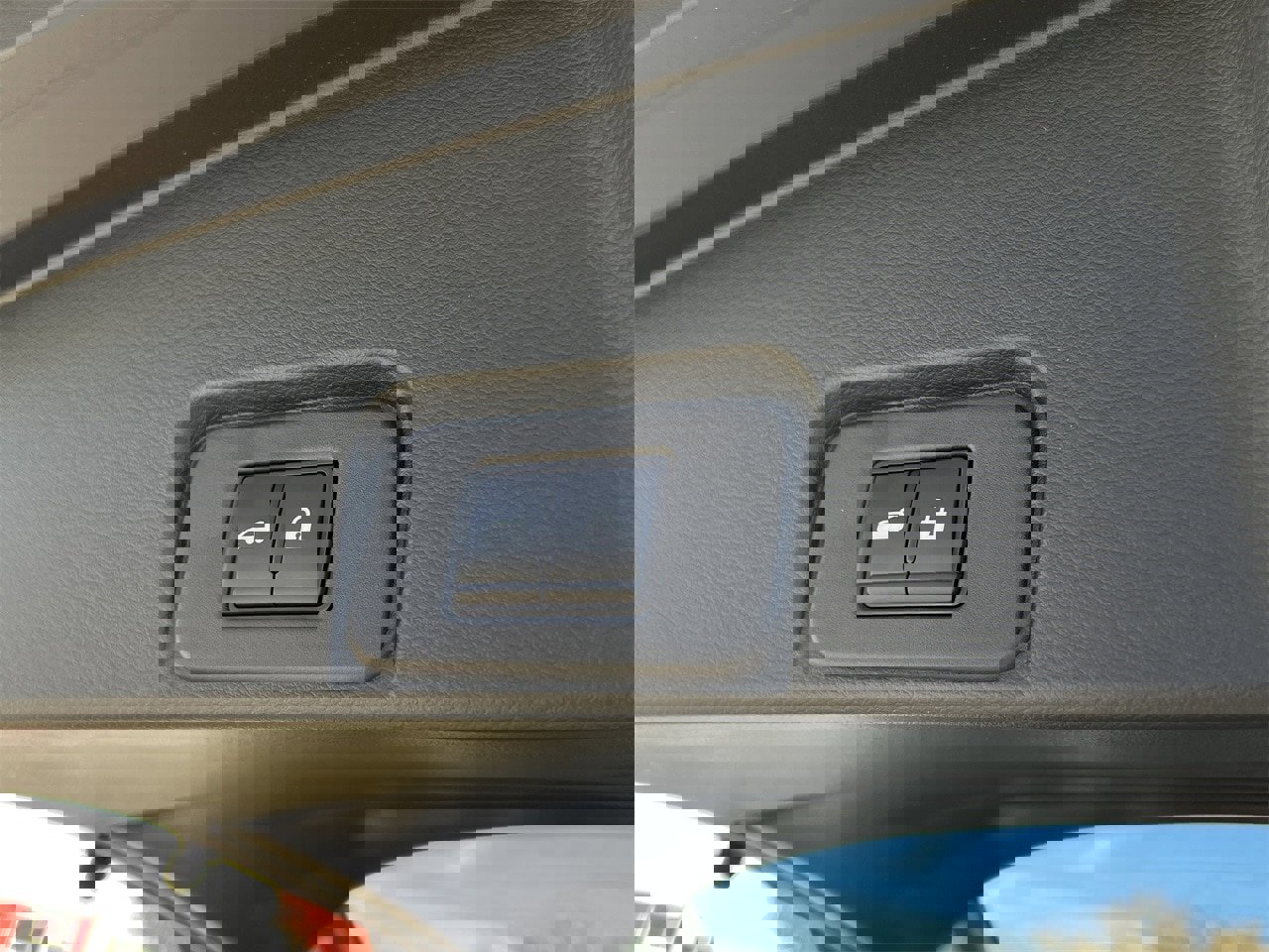 Certified 2025 Nissan Rogue SL w/ Tech Package image 27