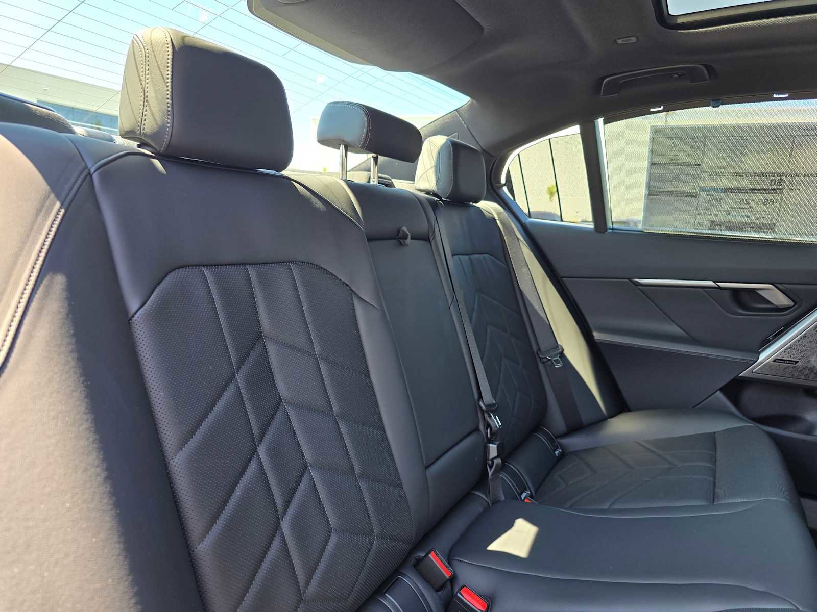 New 2026 BMW 550e xDrive w/ Executive Package image 14