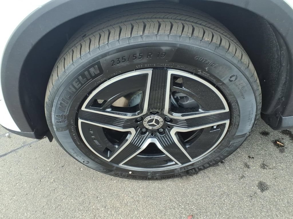 New 2026 Mercedes-Benz GLC 300 4MATIC image 10