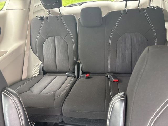 Used 2023 Chrysler Voyager LX FWD image 32