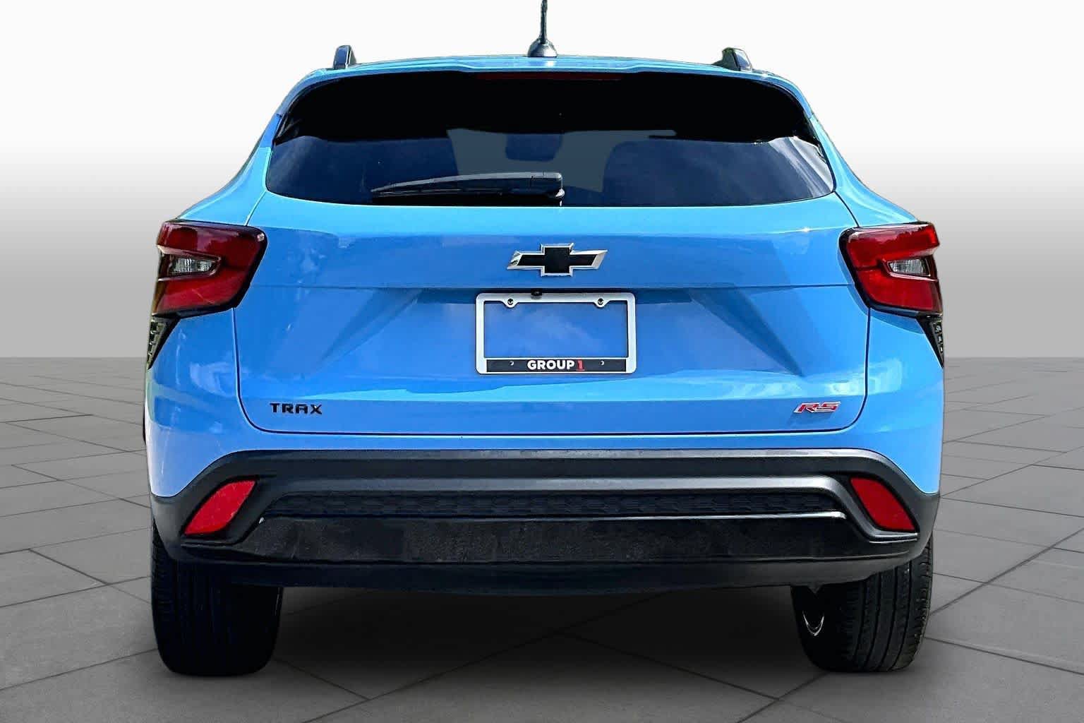 Used 2024 Chevrolet Trax RS FWD image 5