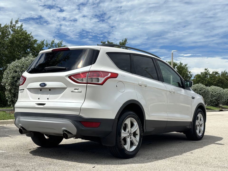 Used 2013 Ford Escape SE FWD image 8