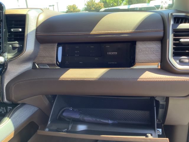 Used 2025 RAM 2500 Limited AWD/4WD image 43