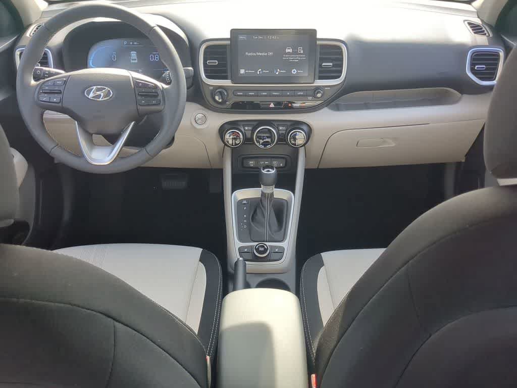 New 2026 Hyundai Venue SEL FWD image 17