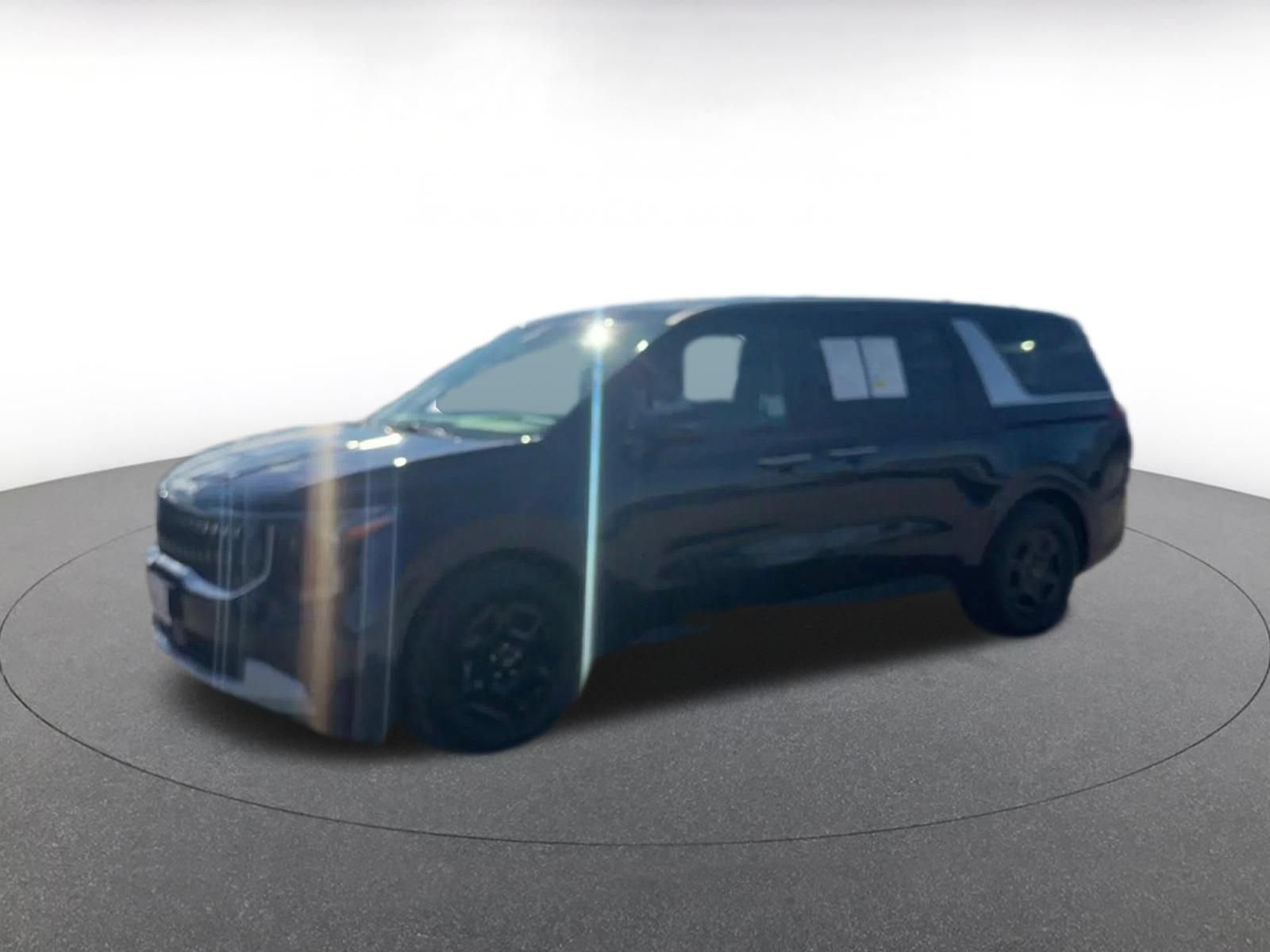 Used 2026 Kia Carnival FWD image 8