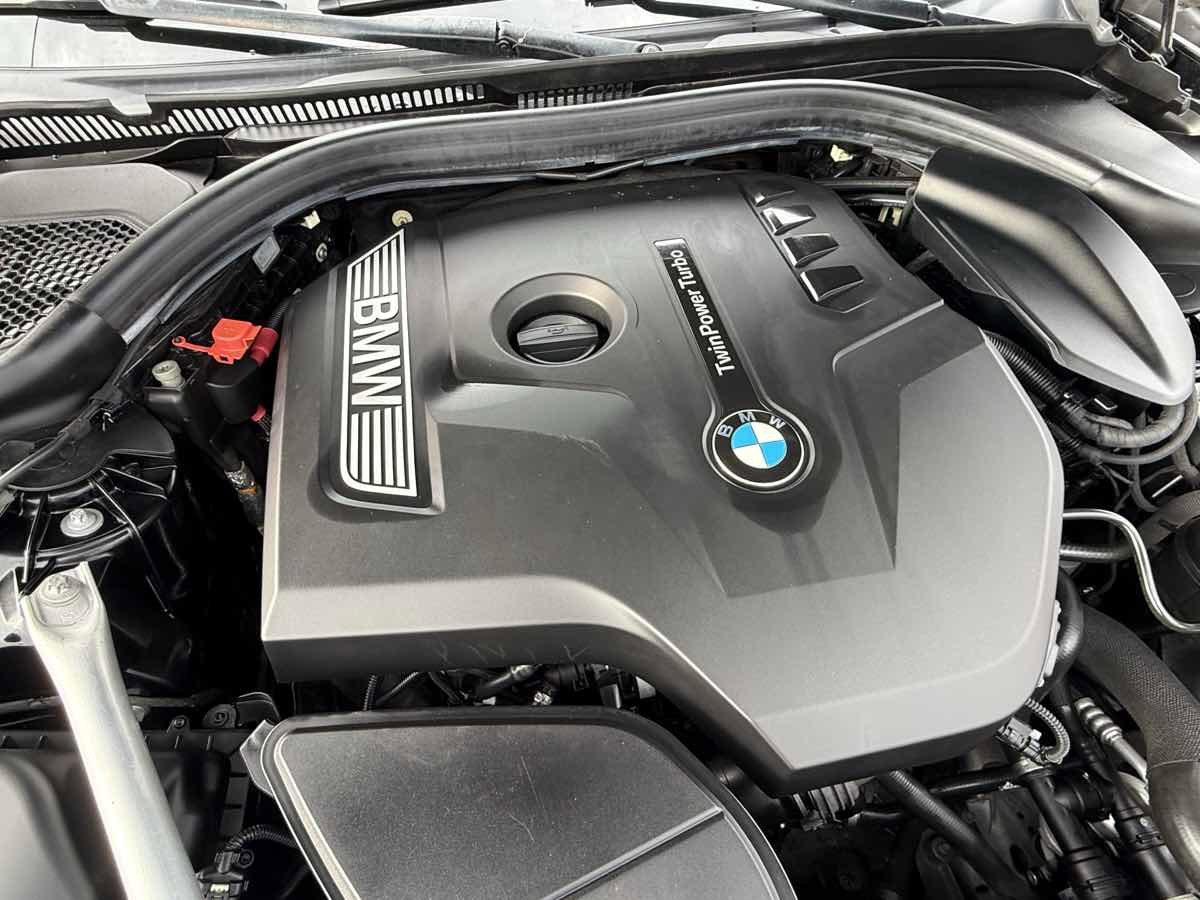 Used 2019 BMW 530i w/ Convenience Package image 28