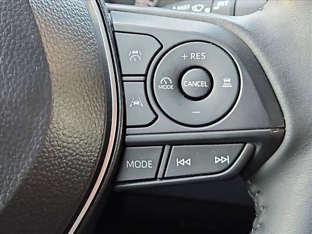 Used 2025 Toyota Corolla SE FWD image 13