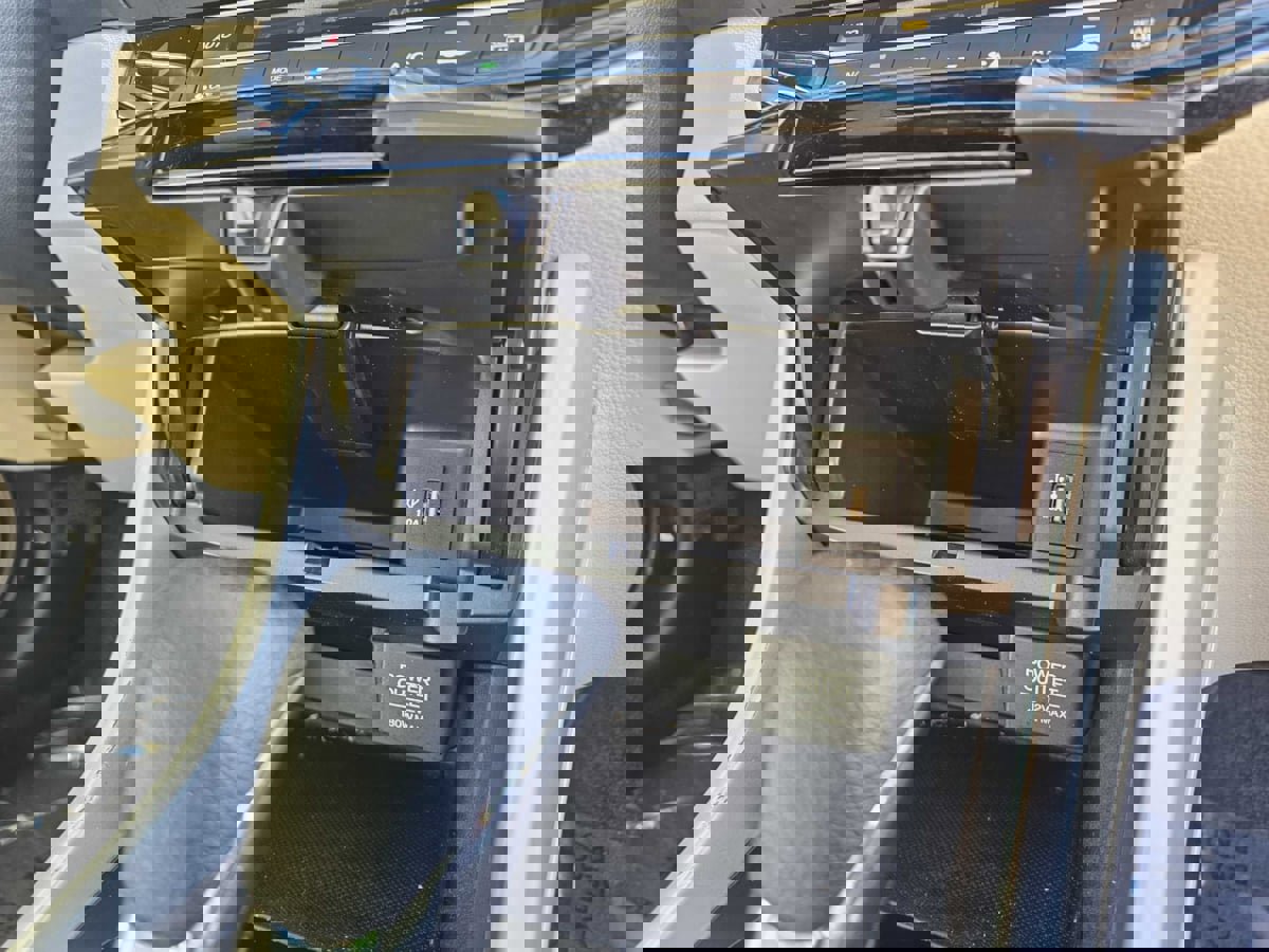 Used 2017 Honda Accord LX image 37