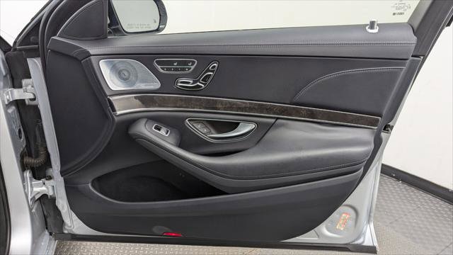 Used 2018 Mercedes-Benz S 450 Sedan image 23