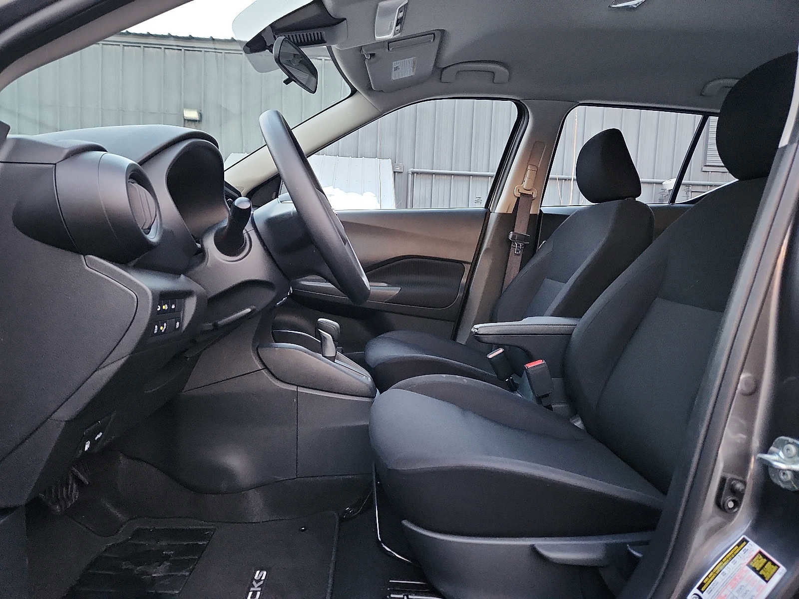 Used 2023 Nissan Kicks S image 13