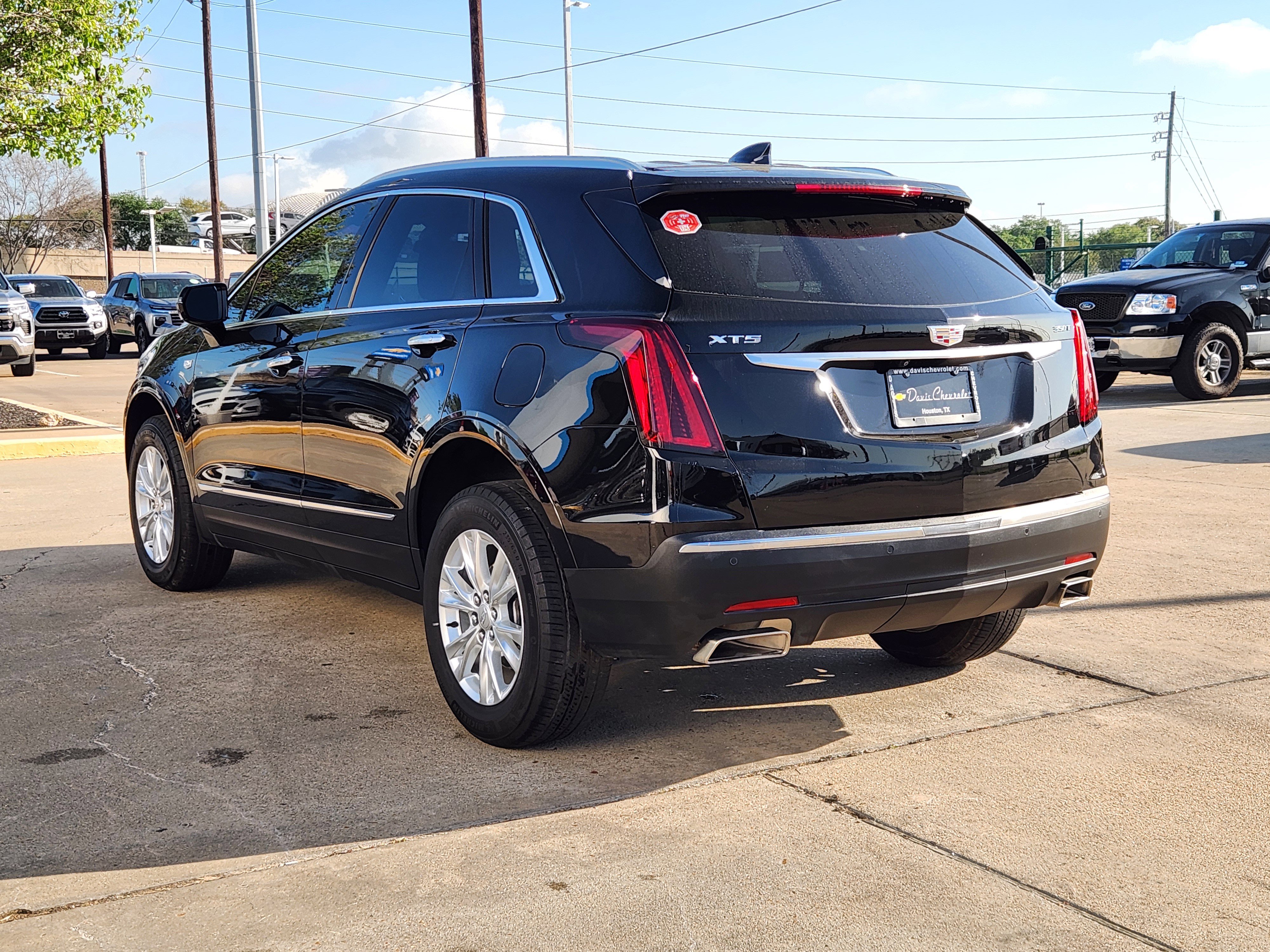 Used 2024 Cadillac XT5 Luxury image 8