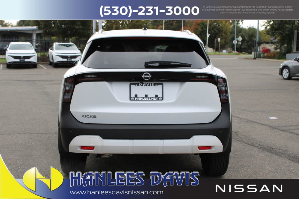 New 2026 Nissan Kicks SV FWD image 8