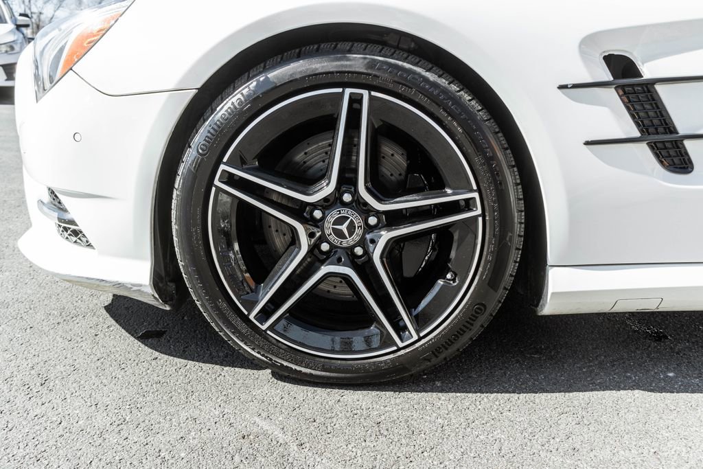 Used 2015 Mercedes-Benz SL 400 image 29